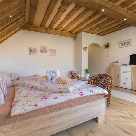 Privat Na Vrsku Privatunterkunft