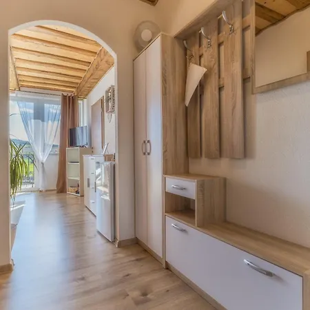 Privat Na Vrsku منزل للإقامة Ždiar